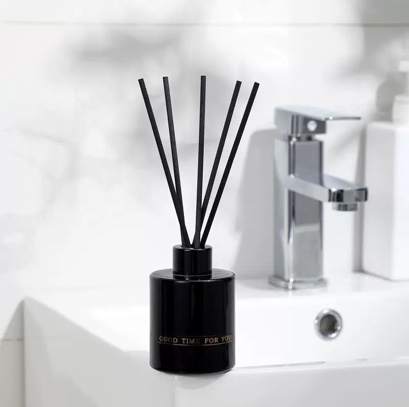Luxury Reed Diffuser Set for Hotal and Home Decoration