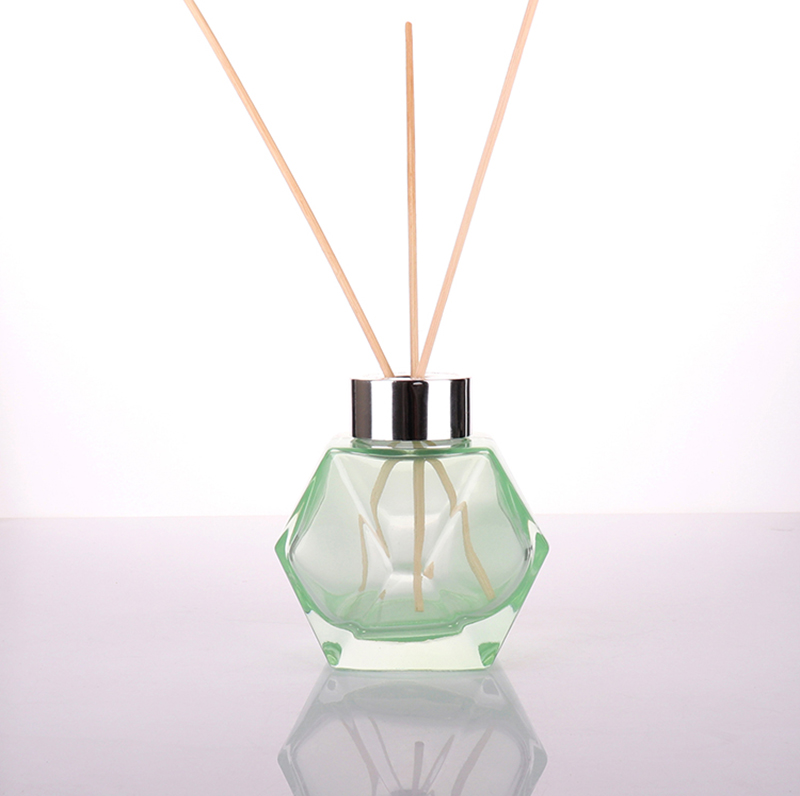 Crystal Shaped Glass Diffuser Bottle