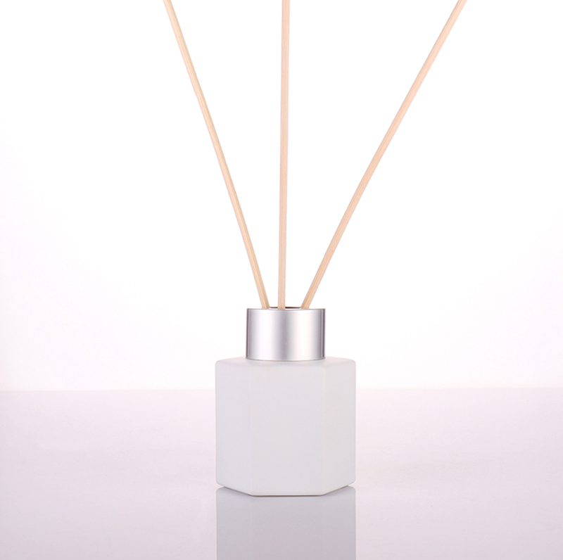 40ml Octagon Matte Black Reed Diffuser Bottle