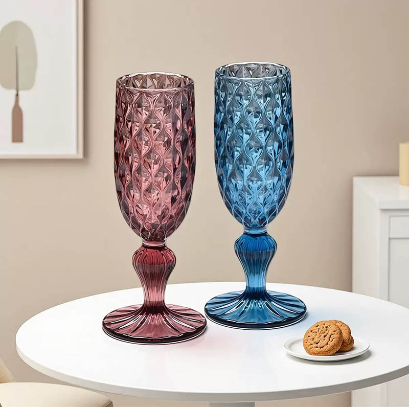 Morden Wine Glass Vessels for Candle and Home Decoration