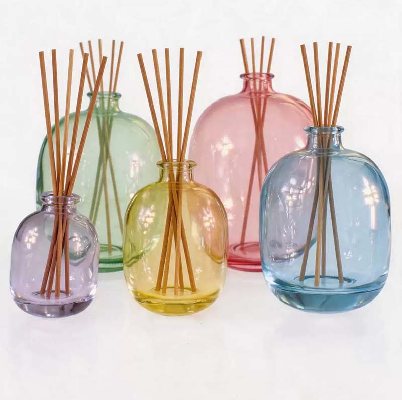 Reed Diffuser Bottle with Different Sizes and Colors