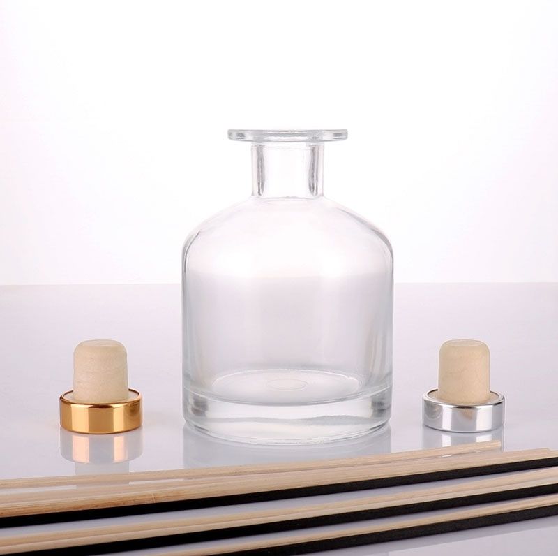 Fancy White Reed Diffuser Glass Bottle Wholesale