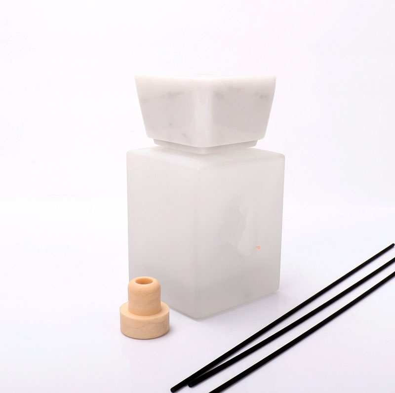 Luxury 500ml Empty Diffuser Bottle With Marble Lid