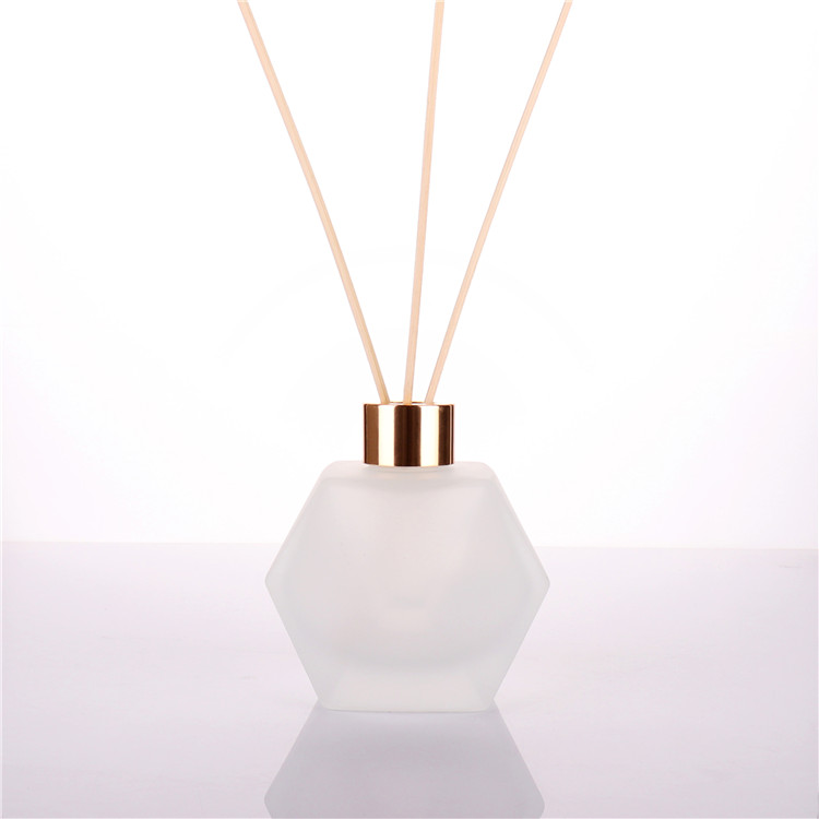 Crystal Shaped Glass Diffuser Bottle
