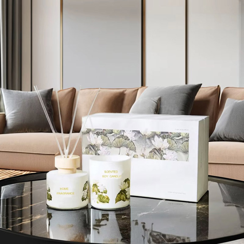 Scented Candle with Custoomized Color and Pattan