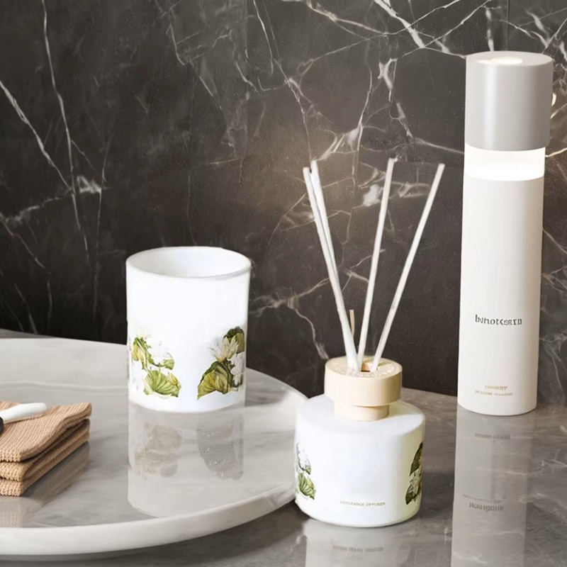 Scented Candle with Custoomized Color and Pattan