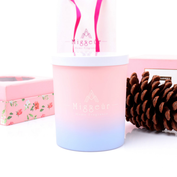 Soy Wax Scented Candle with Personalized Packaging