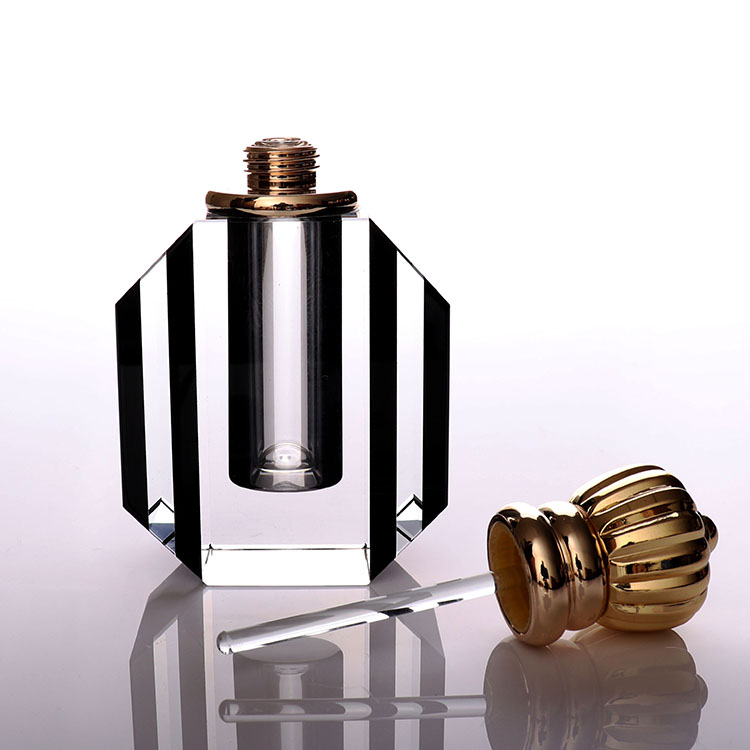 Black Glass Luxury Personalized Perfume Bottle