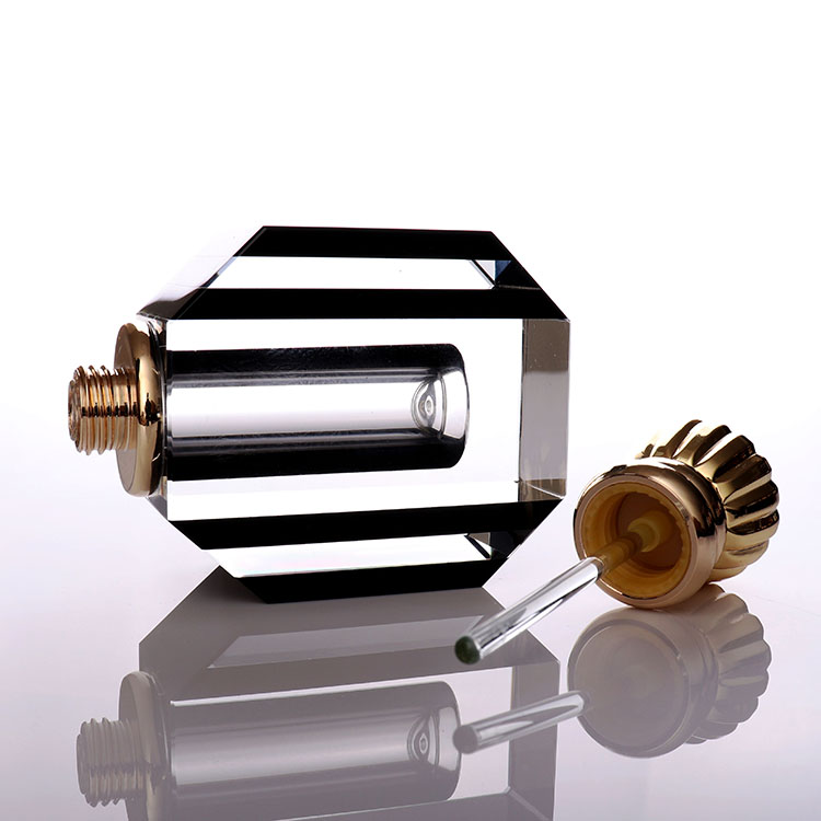 Black Glass Luxury Personalized Perfume Bottle