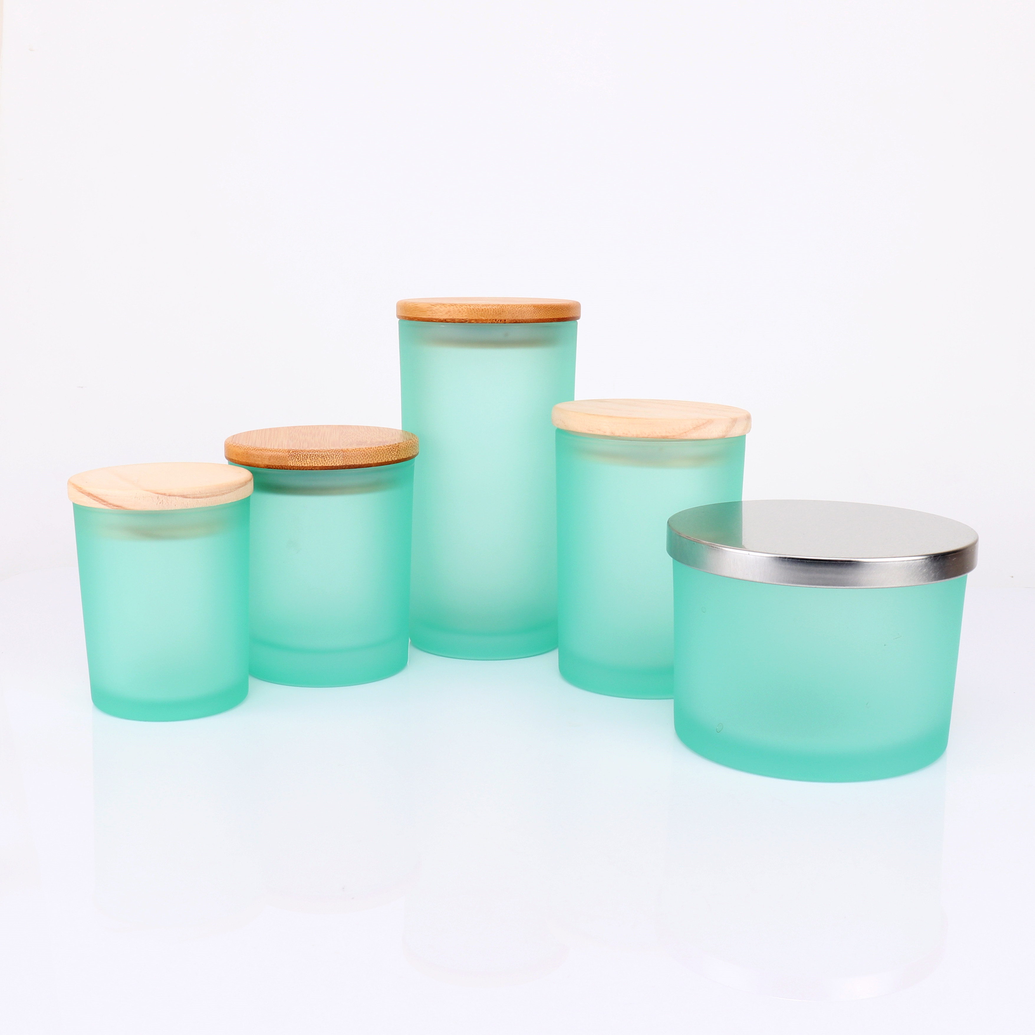 Choosing the Right Candle Container: Style Meets Function