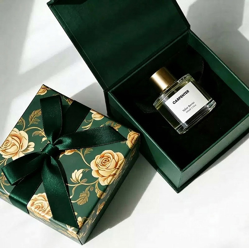 Glass Diffuser Bottle with Custom Design and Box