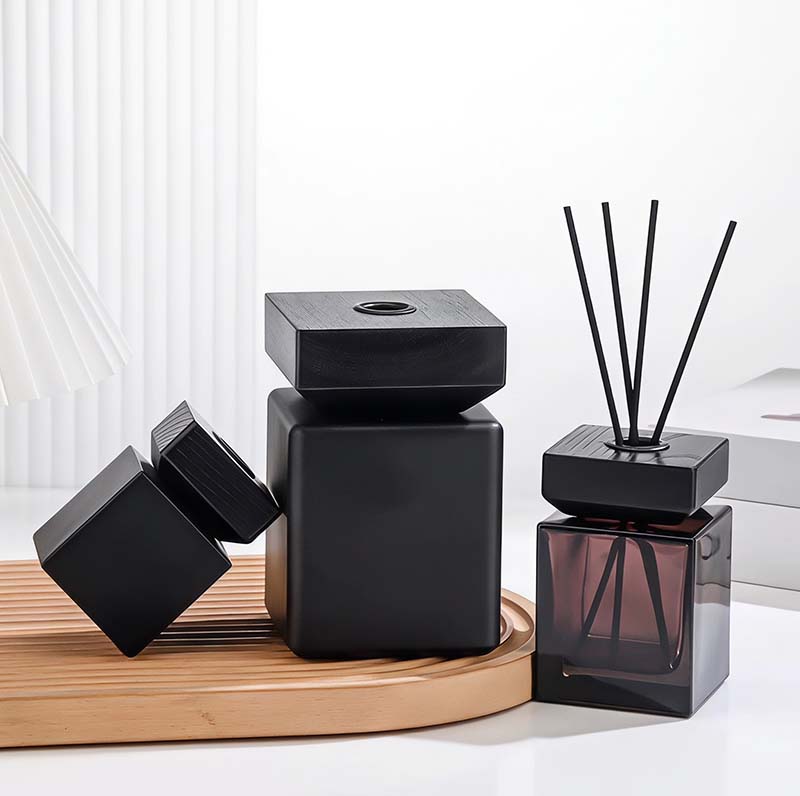 1000ml Square Glass Reed Diffuser Bottles with Customized Colors