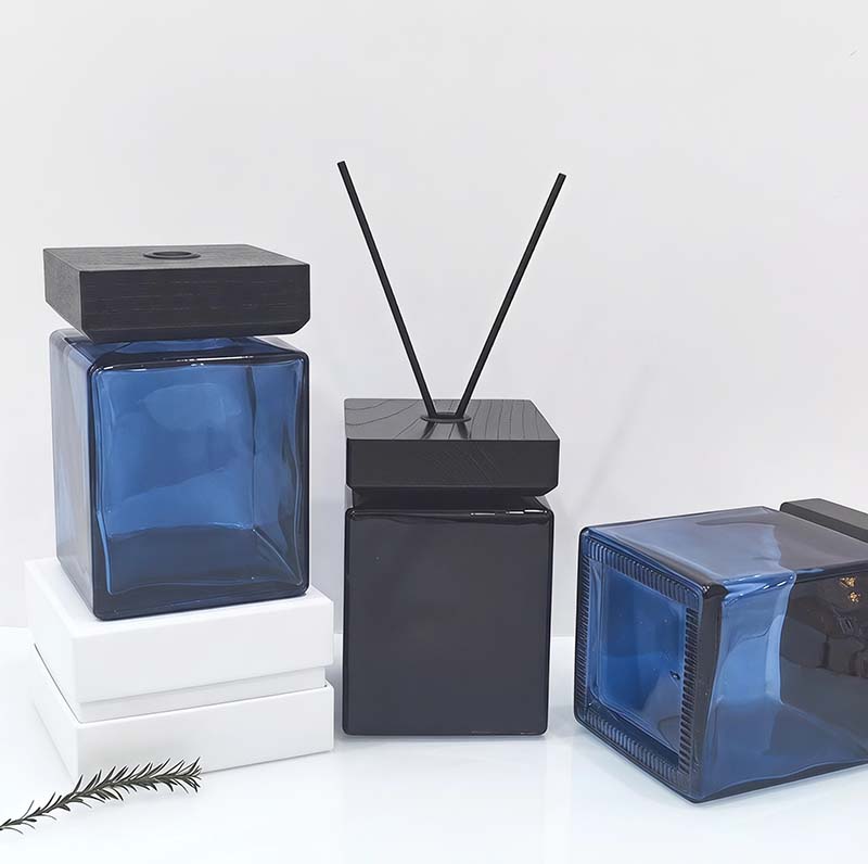 1000ml Square Glass Reed Diffuser Bottles with Customized Colors